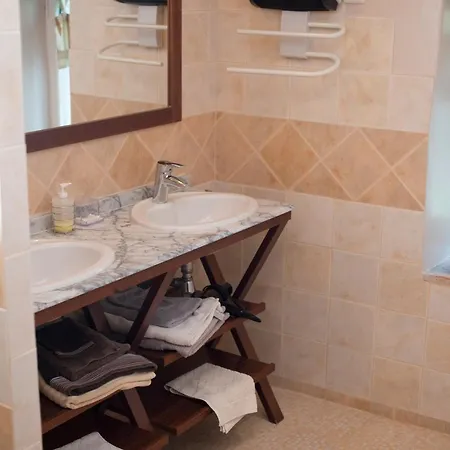 住宿加早餐酒店 Chambres D'hotes Cote Cevennes *
